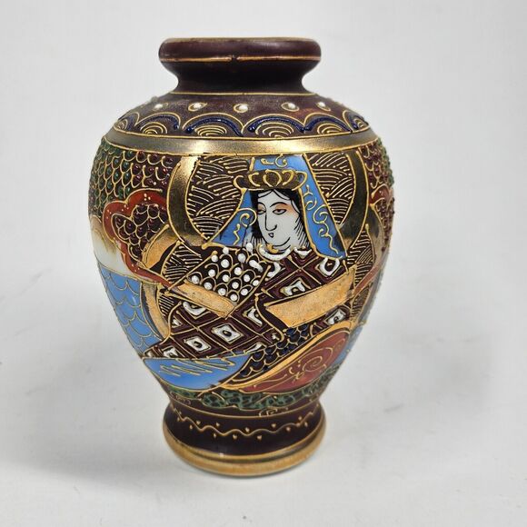 Vase Goldcastle Made in Japan Porcelain Vintage Handpainted Moriage 5.5" Tall - Picture 1 of 9